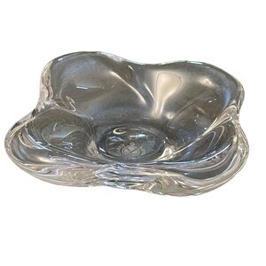 Sevres France Crystal Contemporary Flower Shaped Footed Candy Trinket Bowl 4.5”